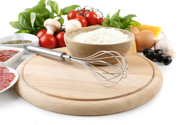 Kuchnia z naczyniami i przyprawami